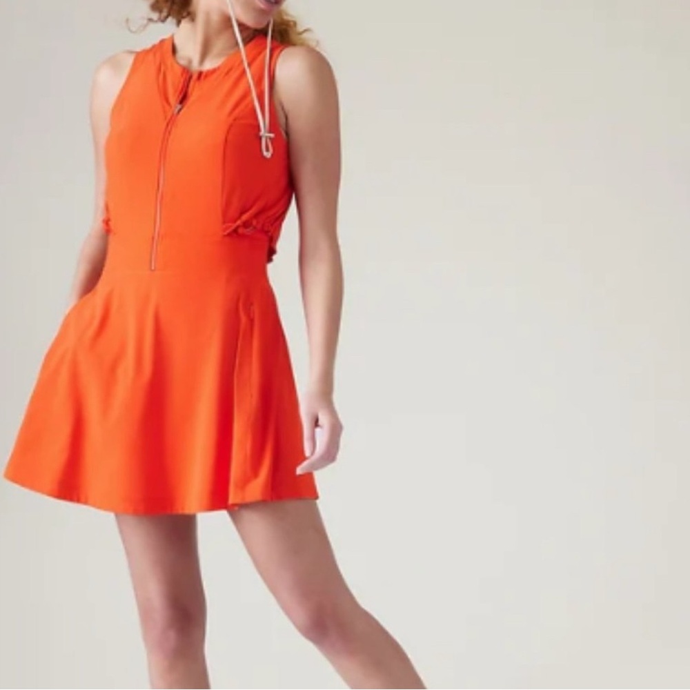 Athleta Venture Out Dress (2)